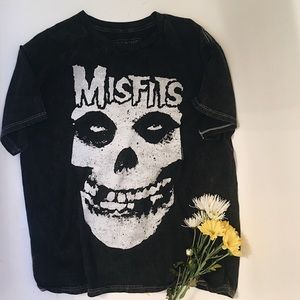 grunge/band/ misfits tee